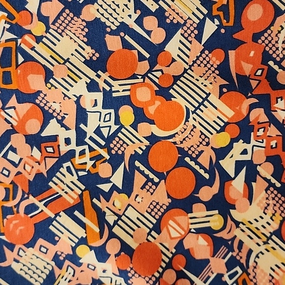 Lularoe Randy - Picture 2 of 3